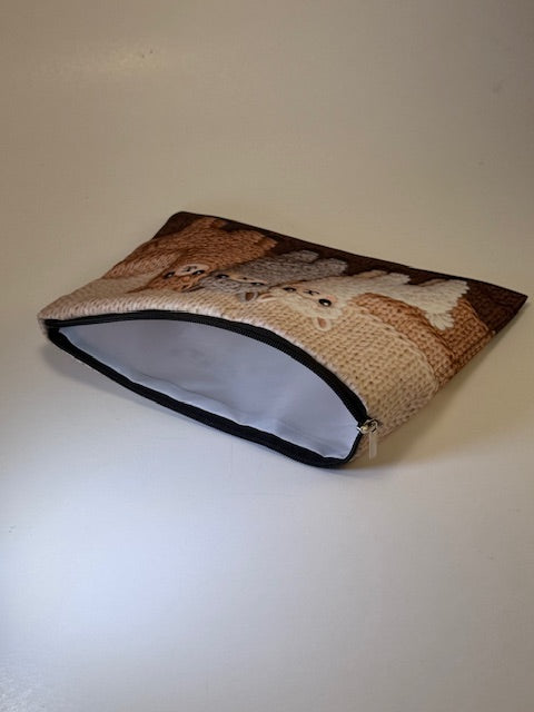Small zippered purse-3 alpacas